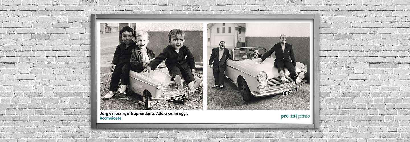 Jürg e il team, intraprendenti. Allora come oggi. A sinistra tre bambini su un’auto giocattolo, a destra la foto ricreata da adulti con un’auto vera.